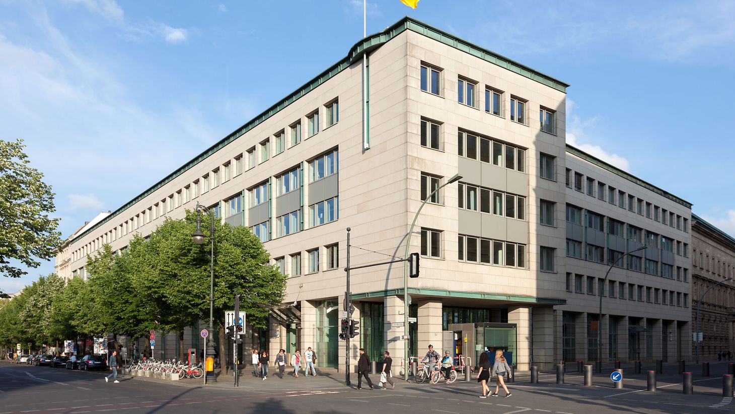 Deutscher Bundestag - Matthias-Erzberger-Haus (Unter den Linden 71)