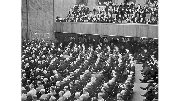 Deutscher Bundestag - Machtübernahme Der Nationalsozialisten