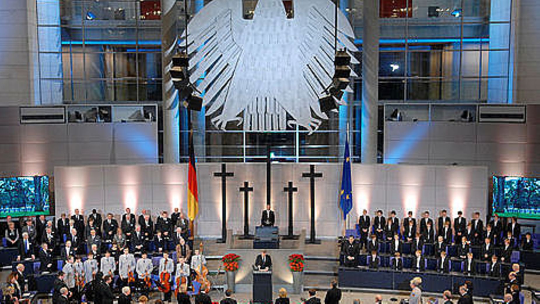 Deutscher Bundestag - Steinmeier Hält Gedenkrede Zum Volkstrauertag