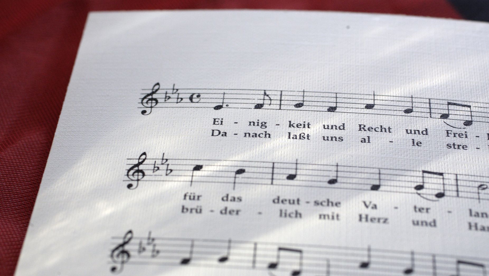 Deutscher Bundestag - Die Nationalhymne