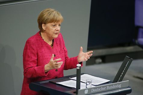 Deutscher Bundestag - Bundestag Unterstützt Waffenlieferungen