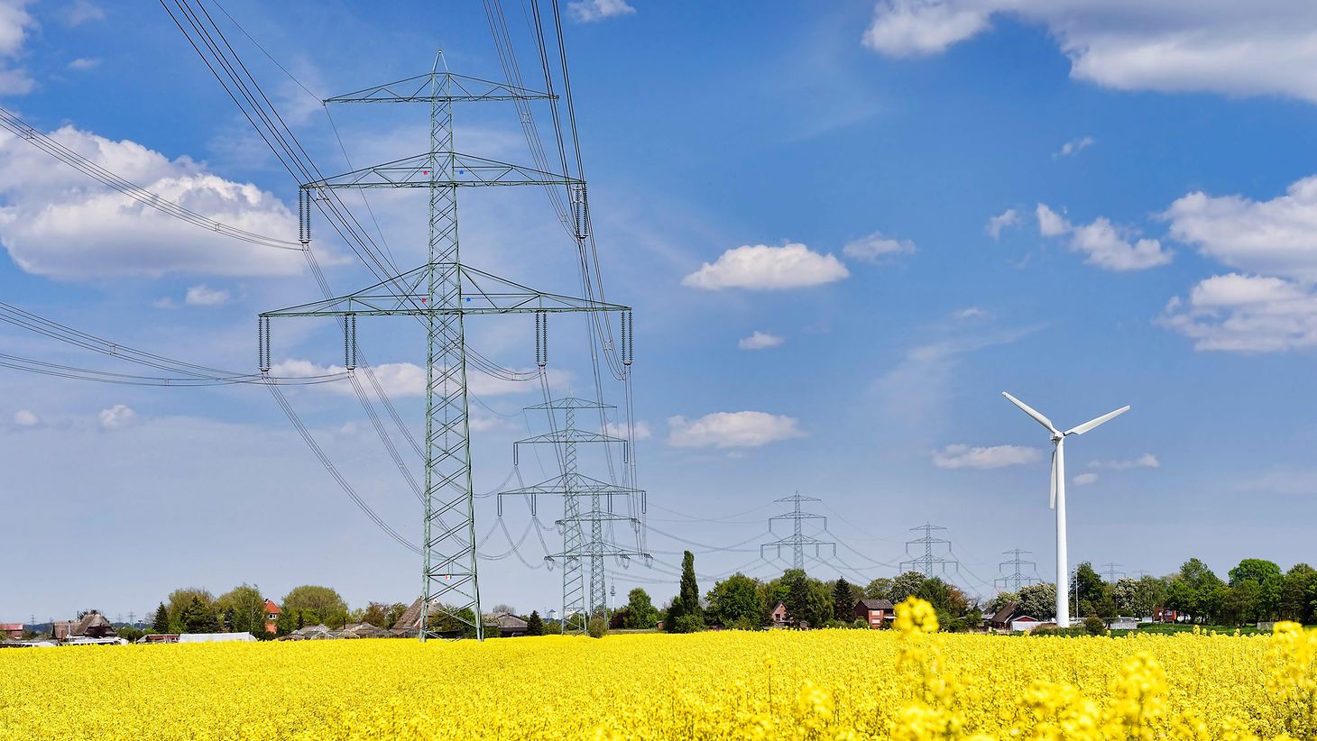 Deutscher Bundestag - Linke Will Kommunale Energienetze Erleichtern