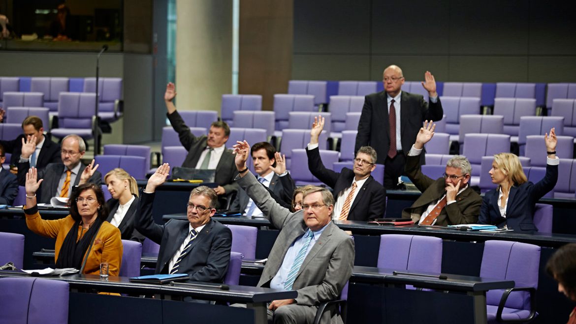 Deutscher Bundestag - Bundestagsbeschlüsse Am 29. Und 30. September