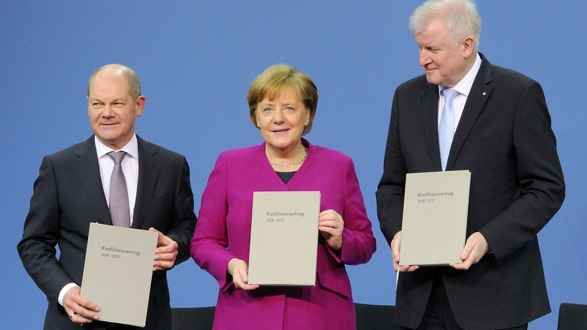 Deutscher Bundestag - Koalitionsvertrag Im Bundestag Unterzeichnet