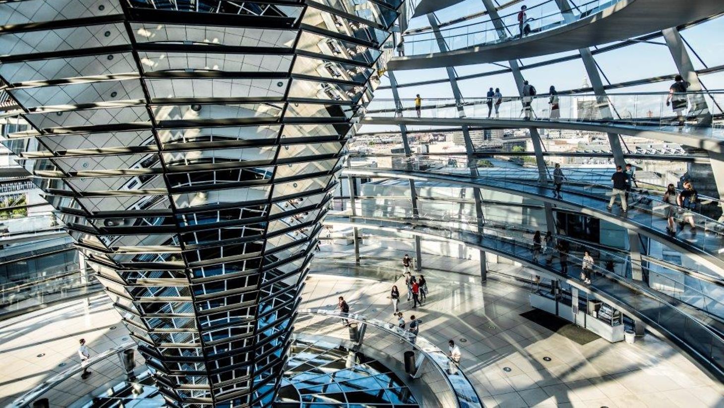 German Bundestag - Крыша-терраса и купол здания Рейхстага