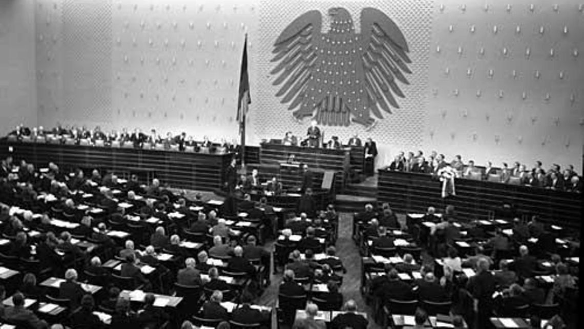 Deutscher Bundestag - Zum Hören: Audio-Archiv Mit Bundes­tags­reden Von ...