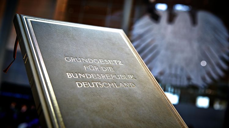 Deutscher Bundestag - Grundgesetz