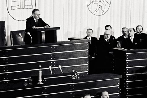 Deutscher Bundestag - Vor 70 Jahren: Erste Sitzung Des Ersten Bundestages