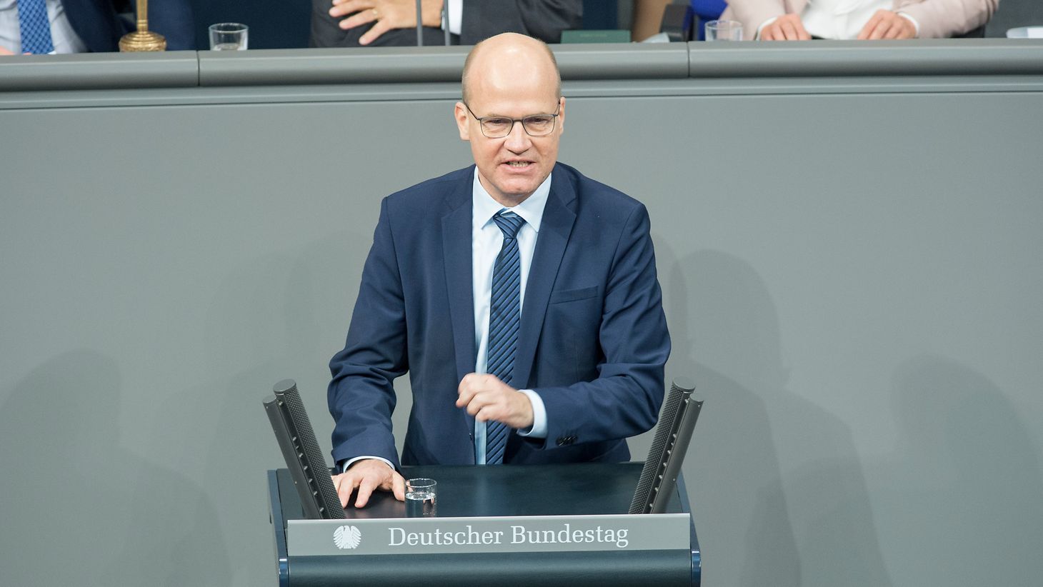 Deutscher Bundestag Ralph Brinkhaus Gesundheitsschutz hat