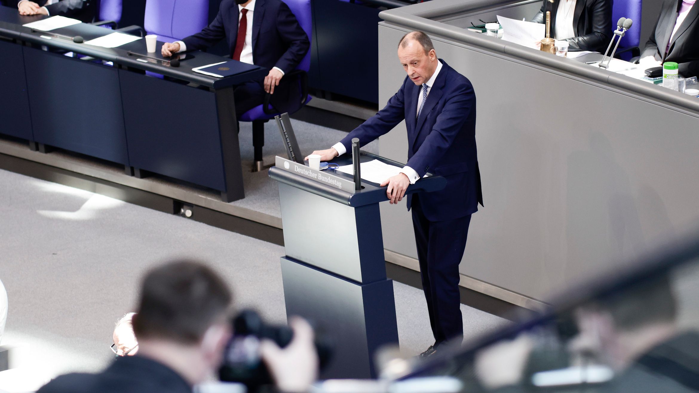 Deutscher Bundestag - Bundeskanzler Olaf Scholz: Wir Erleben Eine ...