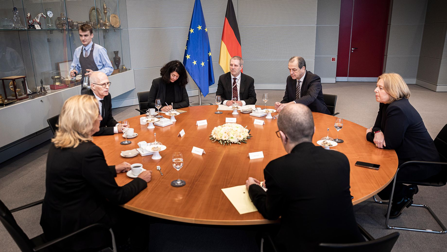 Deutscher Bundestag - Bundestagspräsidentin Bärbel Bas Trifft ...