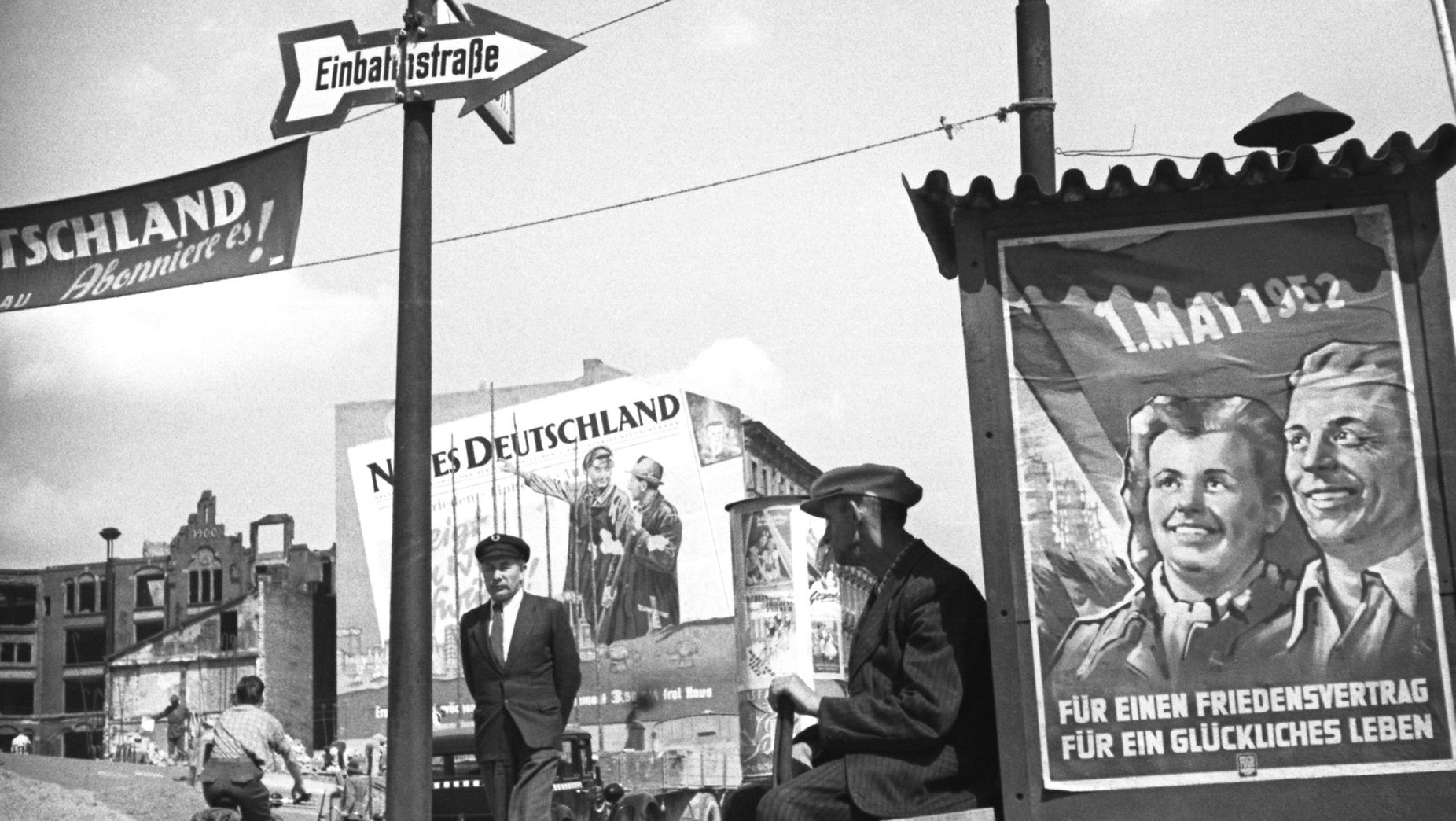 Deutscher Bundestag - 40 Jahre Schein-Parlamentarismus